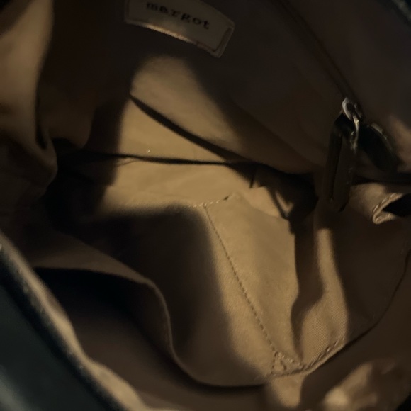 Purse - Picture 2 of 4